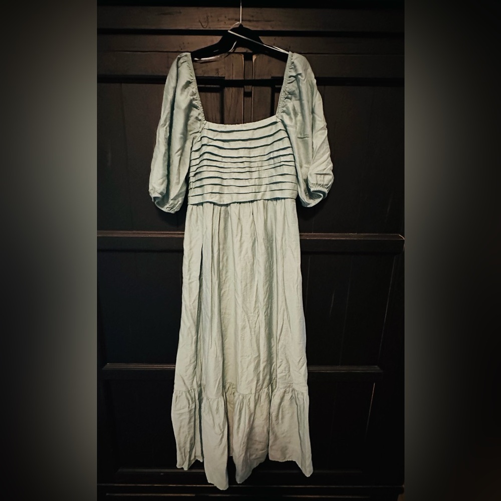 Chic Green Smocked Dress